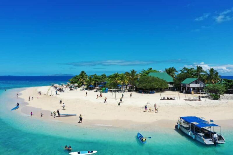 Fiji: South Sea Island Finding Nemo ex Port Denarau - Deep Dive Into the Details