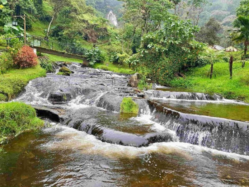 Filandia and Santa Rosa Thermal Pools - Visiting the Waterfall