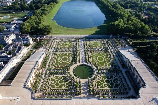 Finest of Paris in 4 Days - Meeting Points and Accessibility