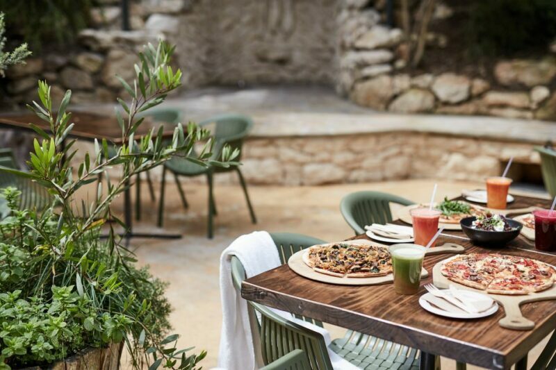 Fingal: Peninsula Hot Springs Entry with Lunch Credit - FAQs