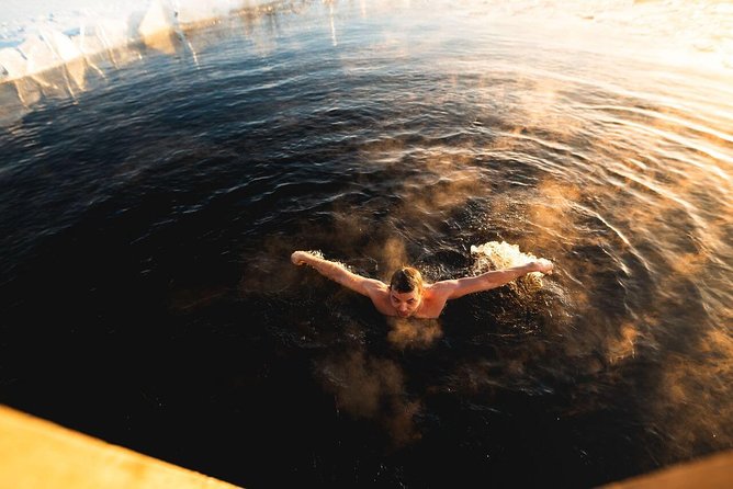Finnish Traditional Sauna Escape : Fire, Ice and BBQ - Sauna and Lake Plunge