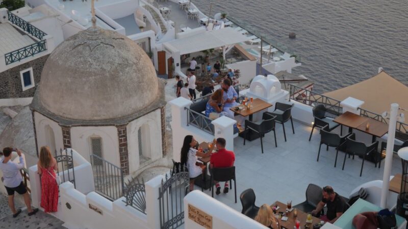 Fira: Walking Tour With Cable Car Ride - Key Points
