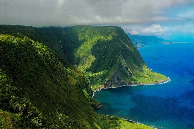 First Class Waterfalls of West Maui and Molokai Helicopter Tour - Frequently Asked Questions