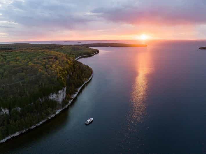 Fish Creek, WI: Sunset Live Music Cruise - A Detailed Look at the Fish Creek Sunset Live Music Cruise