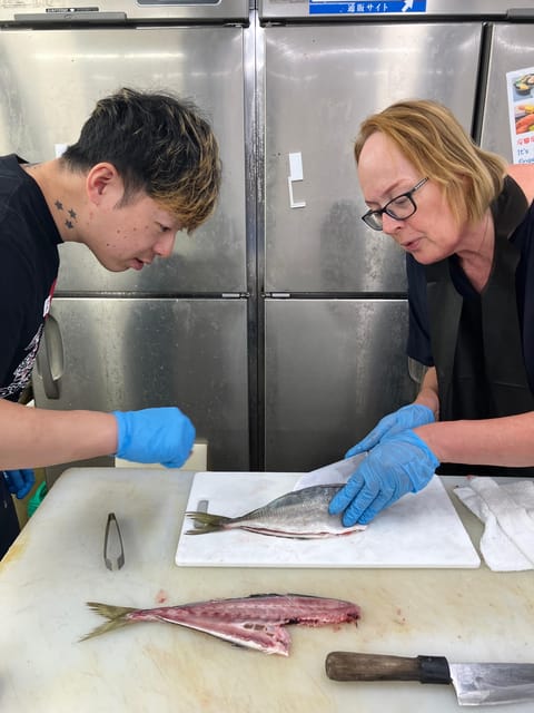 Fish Cutting Class - Duration and Capacity