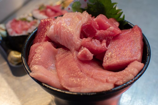 Fish Market Food Tour in Tokyo - Exploring the Old Fish Market