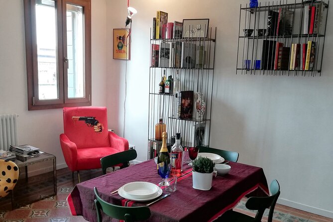 Fish Shopping in Rialto and Home Cooking in Murano - Starter: Sundried Tomatoes and Antipasti