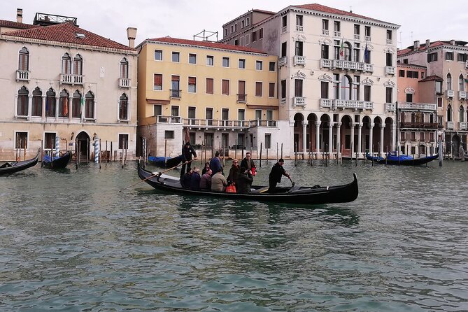 Fish Shopping in Rialto and Home Cooking in Murano - Main Dishes: Spaghetti and Seabass