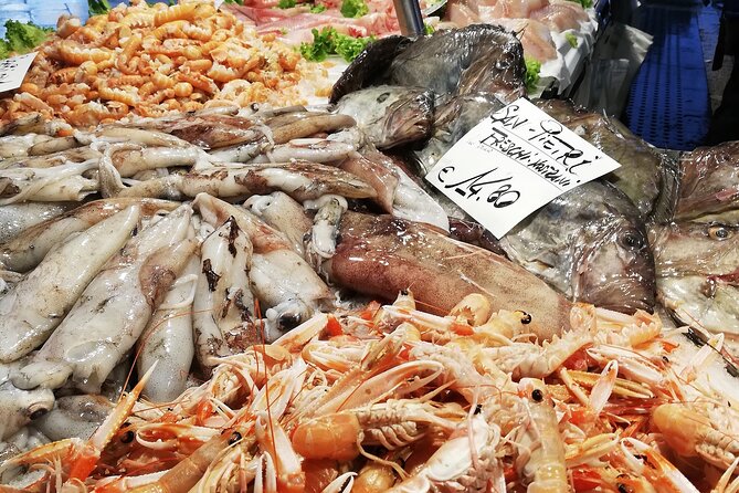 Fish Shopping in Rialto and Home Cooking in Murano - Tour Details and Logistics