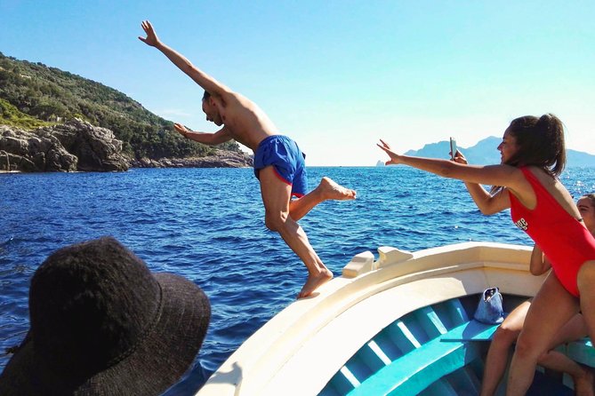 Fishing Experience Around Capri From Sorrento With Lunch Onboard - Traveler Feedback and Ratings