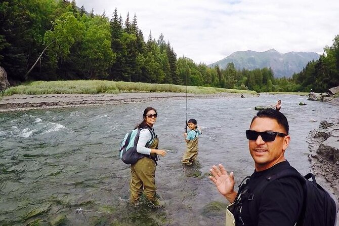 Fishing Package Rental in Anchorage: Chestwader & Spinning Rod/Reel Combo - Overview of the Fishing Package Rental