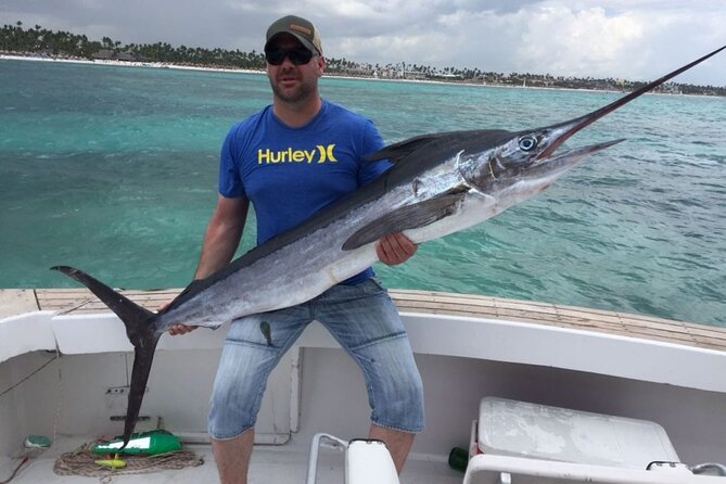 FISHING PRO CHARTERS - Boat Excursion - Divina - Pickup and Confirmation