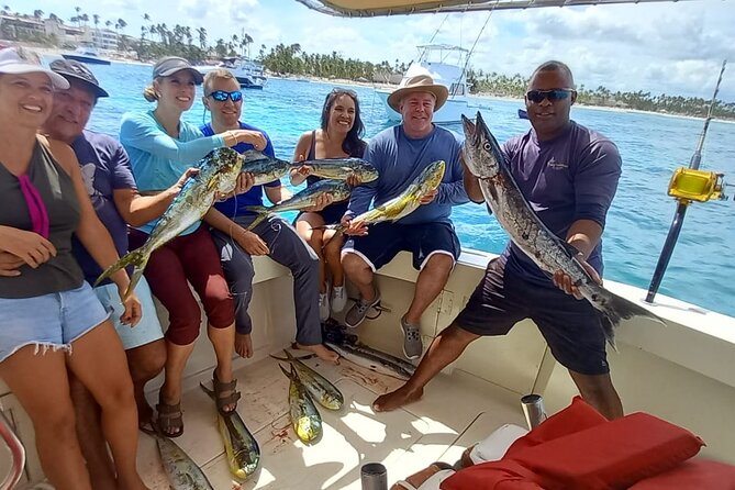 FISHING PRO CHARTERS - Boat Excursion – Mar-Quesa - Pricing and Booking