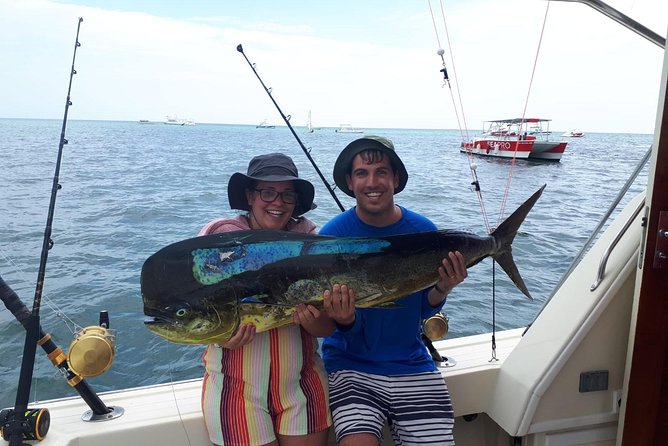 FISHING PRO CHARTERS - Boat Excursion - Sobre Las Olas - Tour Inclusions