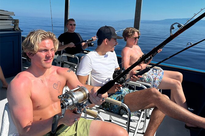 Fishing, Snorkelling & Dolphin Boat Tour - Group Size