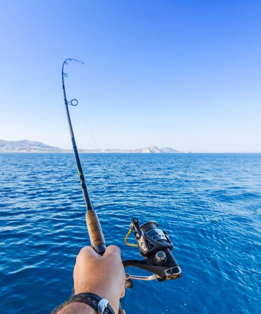 Fishing Tours in English (2 Hours) - Key Points