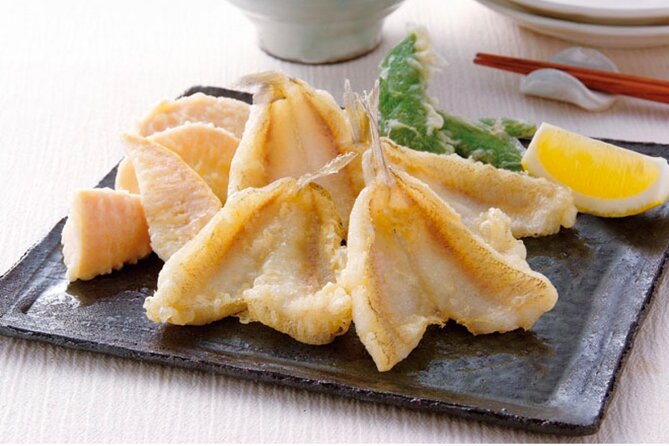 Fishing With Mt. Fuji Views and Japanese Home Cooking Experience - Participant Capacity and Pricing
