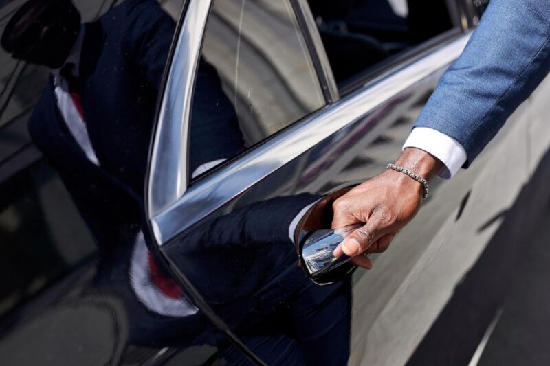 Fiumicino Airport to Rome Luxury Transfer E-Class - Pricing and Booking
