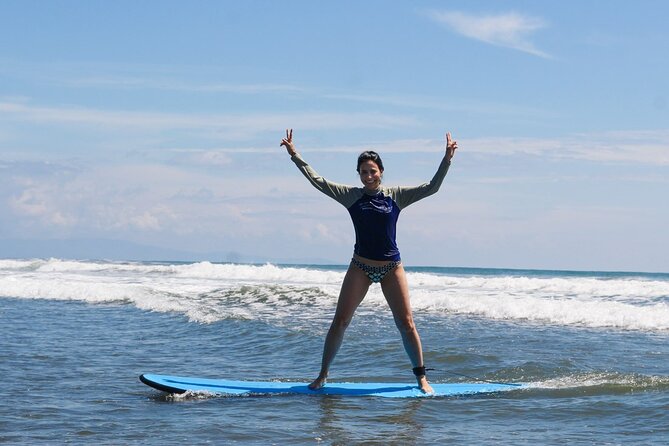 Five Days of Group Surf Lessons in Montezuma - Accommodations and Included Amenities