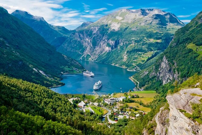 Fjord Cruise Ålesund Geirangerfjord Round-Trip - Key Points