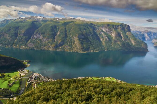 Flam: The Spectacular Stegastein Viewpoint Tour (Small Group) - Pickup and Meeting Points