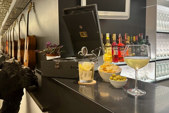 Flamenco Casa Sors & Guitar Museum With Dinner or Drink - Cancellation Policy and Requirements