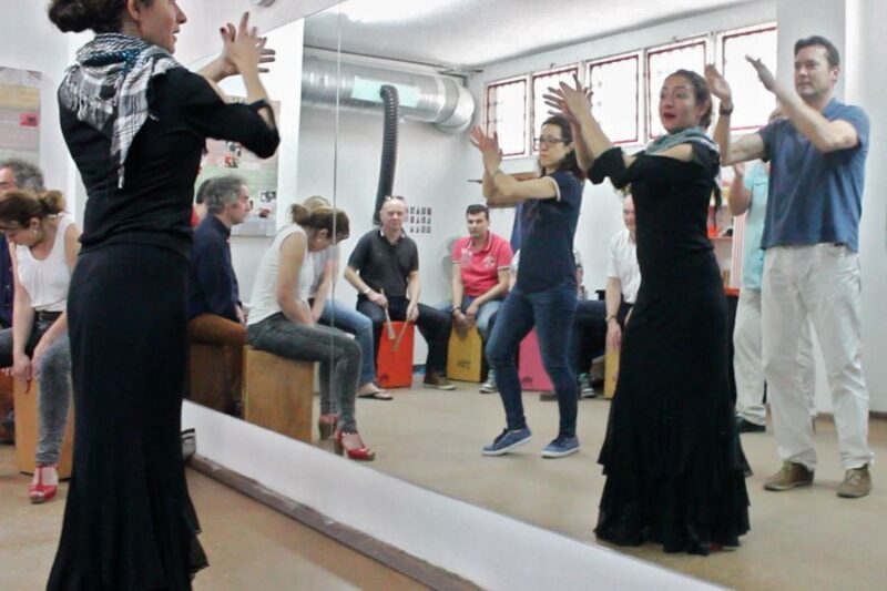 Flamenco Dance Lesson: 60-Minute Class in Seville - Booking and Cancellation Details