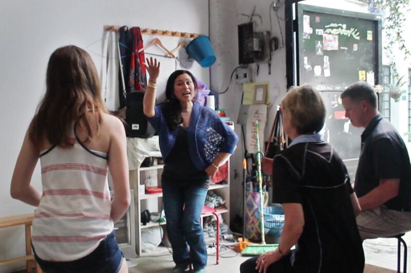 Flamenco Dance Lesson: 60-Minute Class in Seville - Duration and Group Size