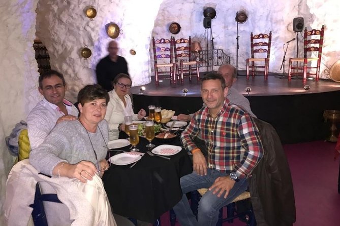 Flamenco Show in a Cave Restaurant in Granada - Accessibility and Dietary Accommodations