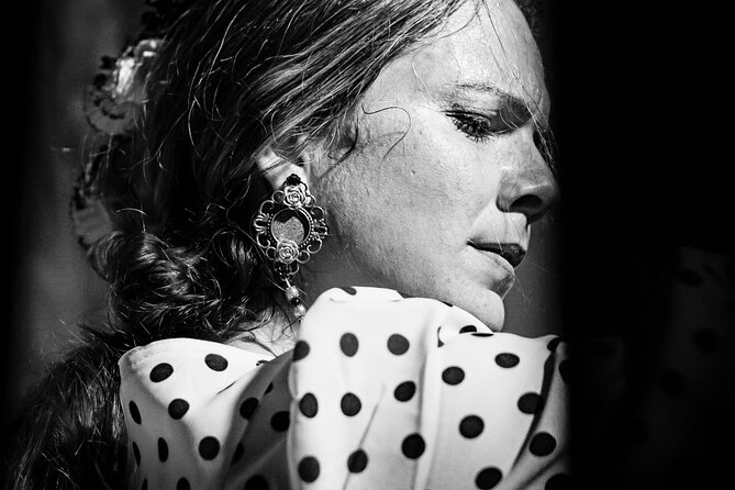 Flamenco Show in Seville - The Milonga Tablao - About Your Stay