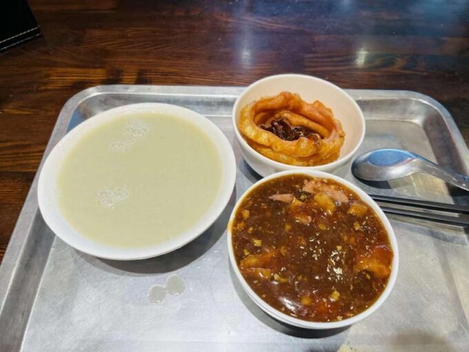 Flavors of Beijing: Taste the Hidden Delicacies in Hutong - Shichahai Lake Scenic Area