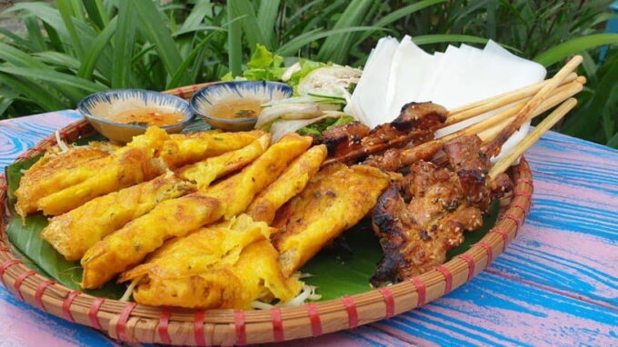 Flavors of Hue: Street Food Bike Tour - Since You Asked