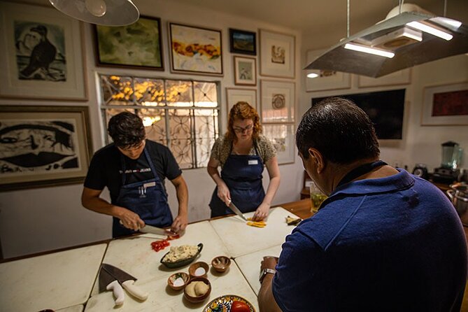 Flavors of Oaxaca: Cooking Class With No Set Menu and Local Market Tour - Selecting Traditional Dishes