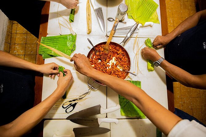 Flavors of Oaxaca: Cooking Class With No Set Menu and Local Market Tour - Meeting and Pickup Details