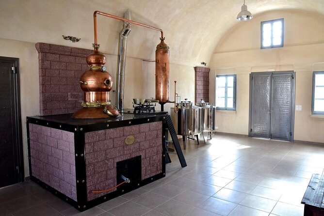 Flavors of Santorini Food and Wine Private Sunset Tour - Guest Experiences
