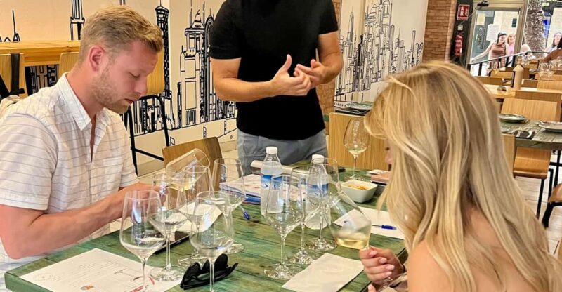 Flavors Route: Tasting of 5 Wines With Pairing in Alicante - Key Points