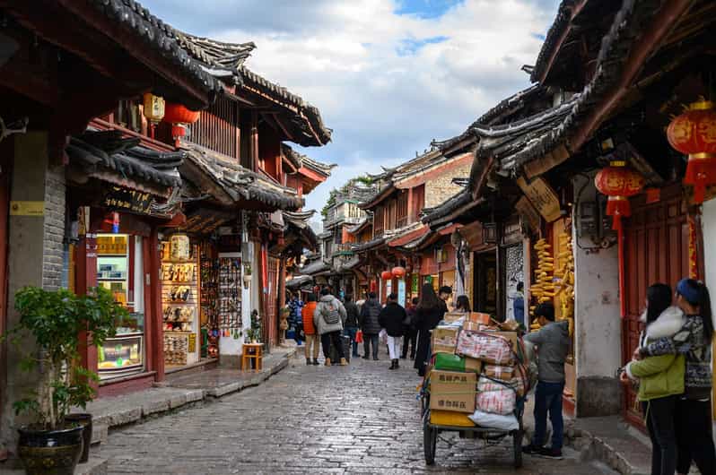 Flexible Lijiang City Highlights Private Day Tour With Lunch - Key Points