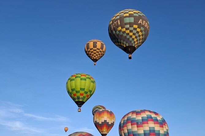 Flight in Teotihuacan Hot Air Balloon with Transportation and Breakfast - The Sum Up