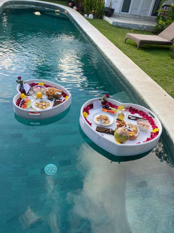 Floating Breakfast Delivery in Bali - Floating Breakfast Options