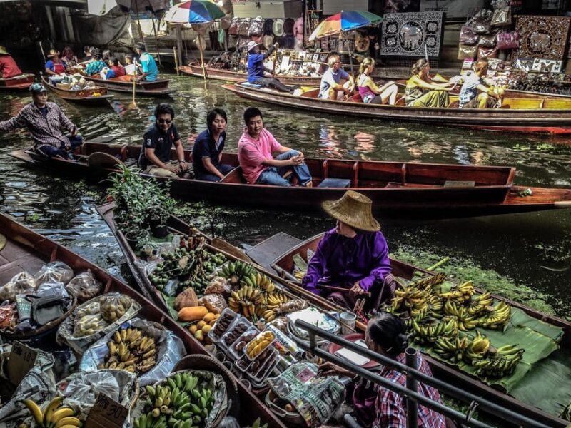 Floating Market and Maeklong Markets Private Transfer - Key Points