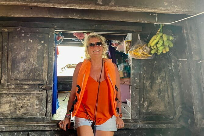 Floating Market & Hidden Canals  Small Group Morning Boat Tour - A Detailed Look at the Tour Experience