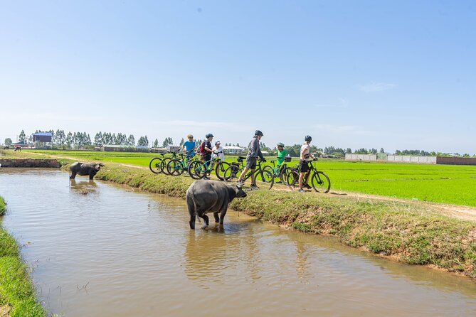 Floating Village Bike & Boat - Inclusive Lunch & Boat Ticket - Group Size and Duration