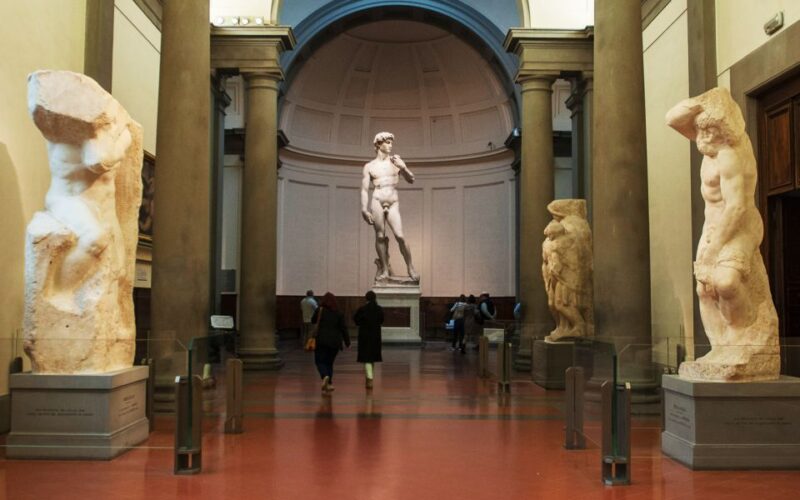 Florence: Accademia Express Ticket & Tour to Ponte Vecchio - Key Points