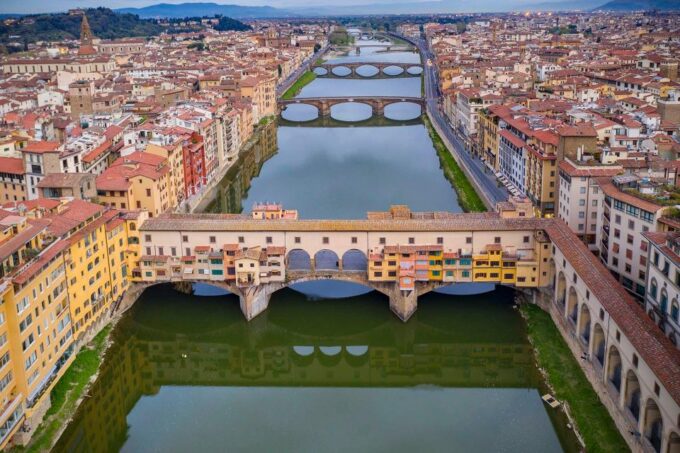 Florence: Accademia Express Ticket & Tour to Ponte Vecchio - Ponte Vecchio: Iconic Bridge Views