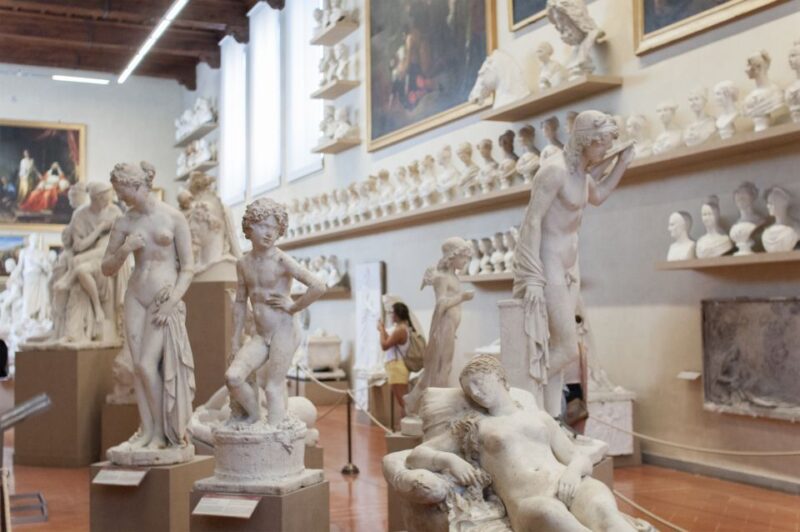 Florence: Accademia Gallery Guided Tour With an Art Expert - Key Points