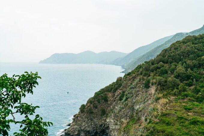 Florence: Cinque Terre Day Trip With Optional Hike - Exploring the Five Villages