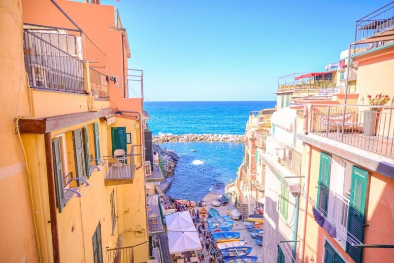Florence: Cinque Terre Private Day-Trip - Transportation and Driver