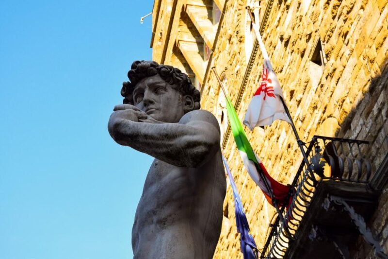Florence Footsteps: Unveiling the Treasures of the Medicis - Michelangelos David: A Masterpiece at the Accademia