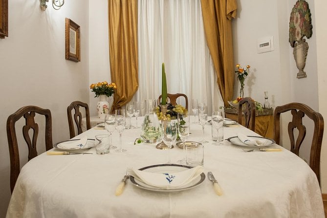 Florence: Half-day Market Tour & Dining at Cesarinas Home - Starter, Main, and Dessert Menu Options