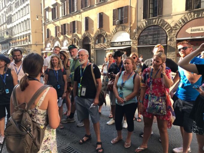 Florence: Historical Sneak-Peek of Duomo Square - Architectural Marvels and Historical Insights